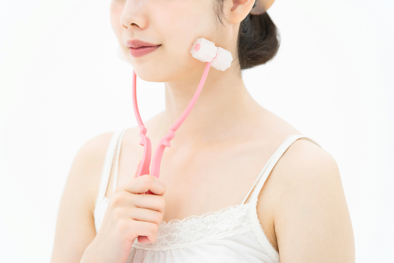 小顔になる方法？小顔の基準と治療法を徹底解説